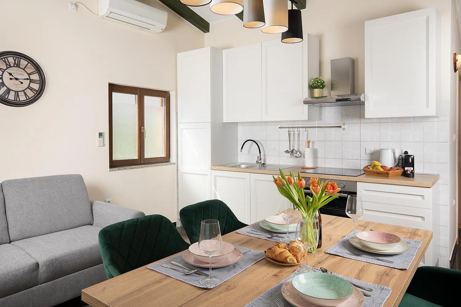 Appartamento Modern Stone House With Flowers & Playground Medolino Croazia